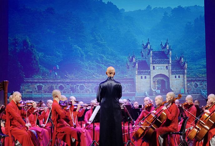 跨越文明的手势：悟乐大师在欧洲的和平之声